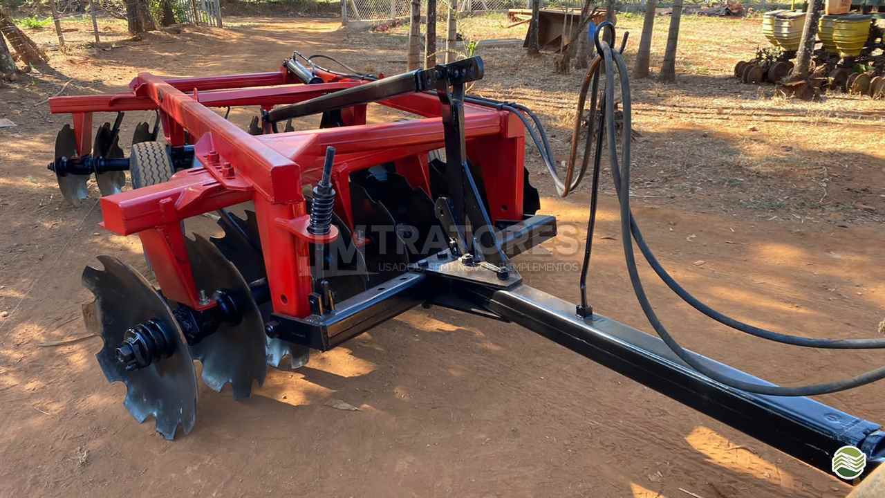 IMPLEMENTOS AGRICOLAS GRADE INTERMEDIÁRIA INTERMEDIÁRIA 18 DISCOS JM Tratores  ADAMANTINA SÃO PAULO SP